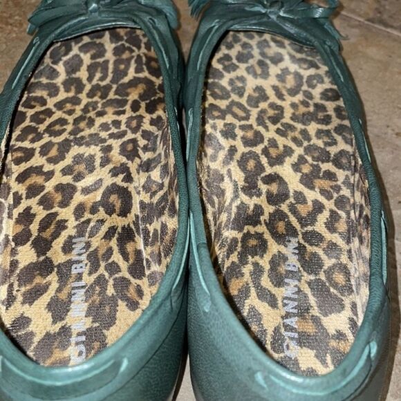 SOLD Gianni Bini Leighton Green Leather Flats Shoes Womens Size 8 Moc Toe - Picture 6 of 16